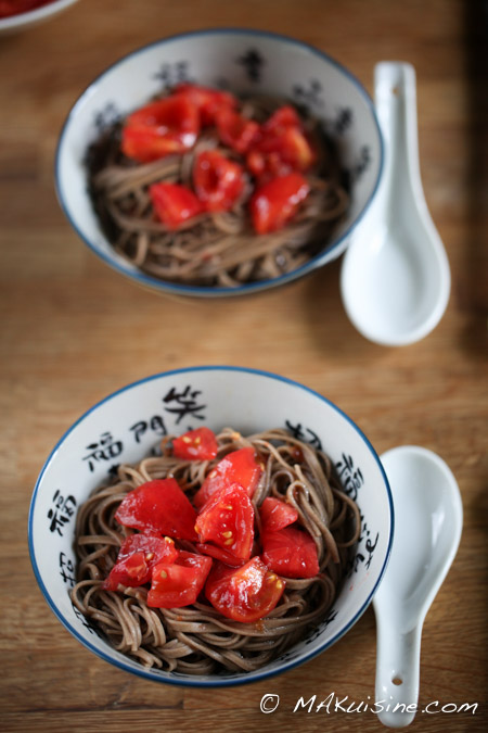 Soba à la tomate