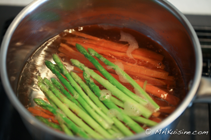 Blanchir carottes et asperges